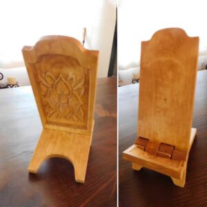 Colonial Display Stand