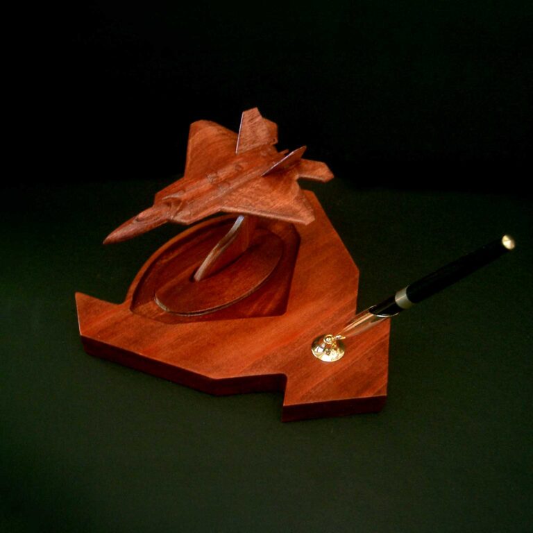 F - 22 Desktop Pen Holder
